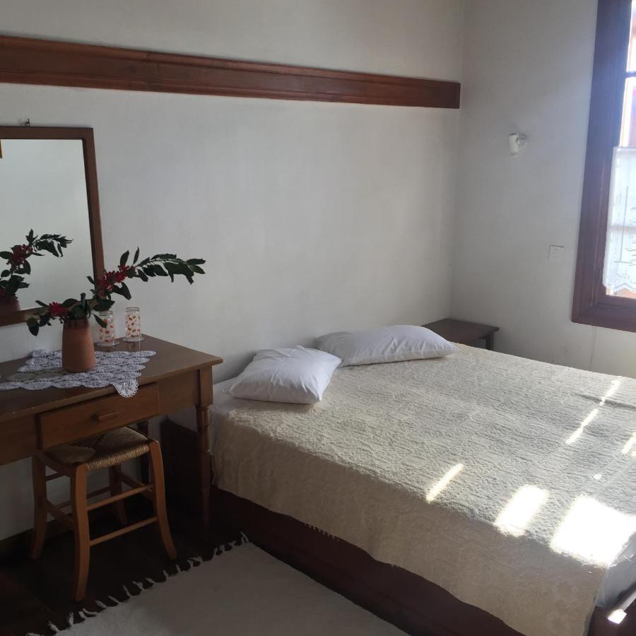 Alatinos Hotel Pinakatai ภายนอก รูปภาพ