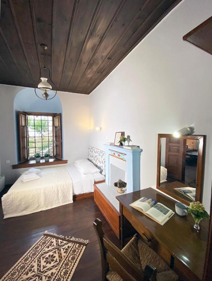 Alatinos Hotel Pinakatai ภายนอก รูปภาพ