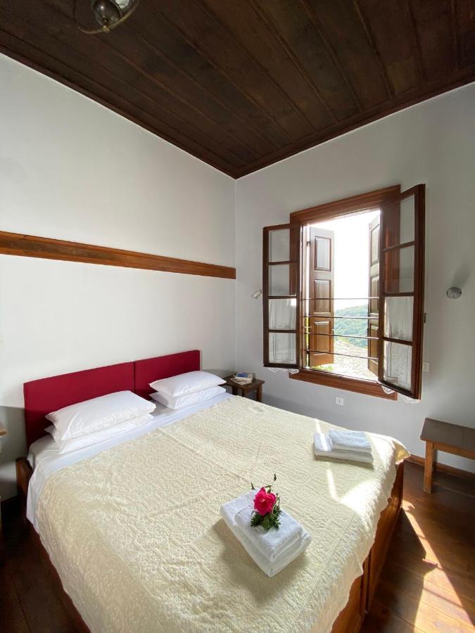 Alatinos Hotel Pinakatai ภายนอก รูปภาพ